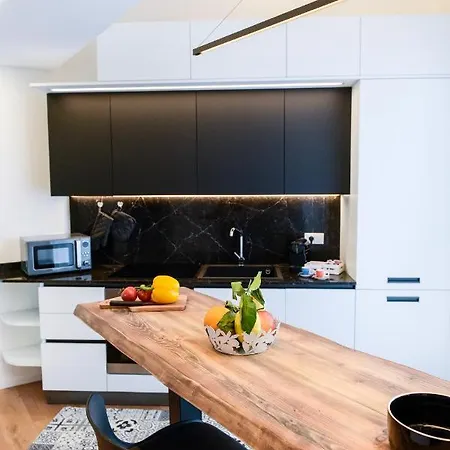 Residenza Emilia * Padua
